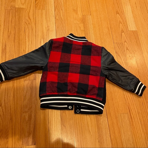 Sold - Picture 4 of 4